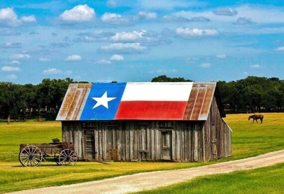 Montgomery Barn located in Montgomery TX